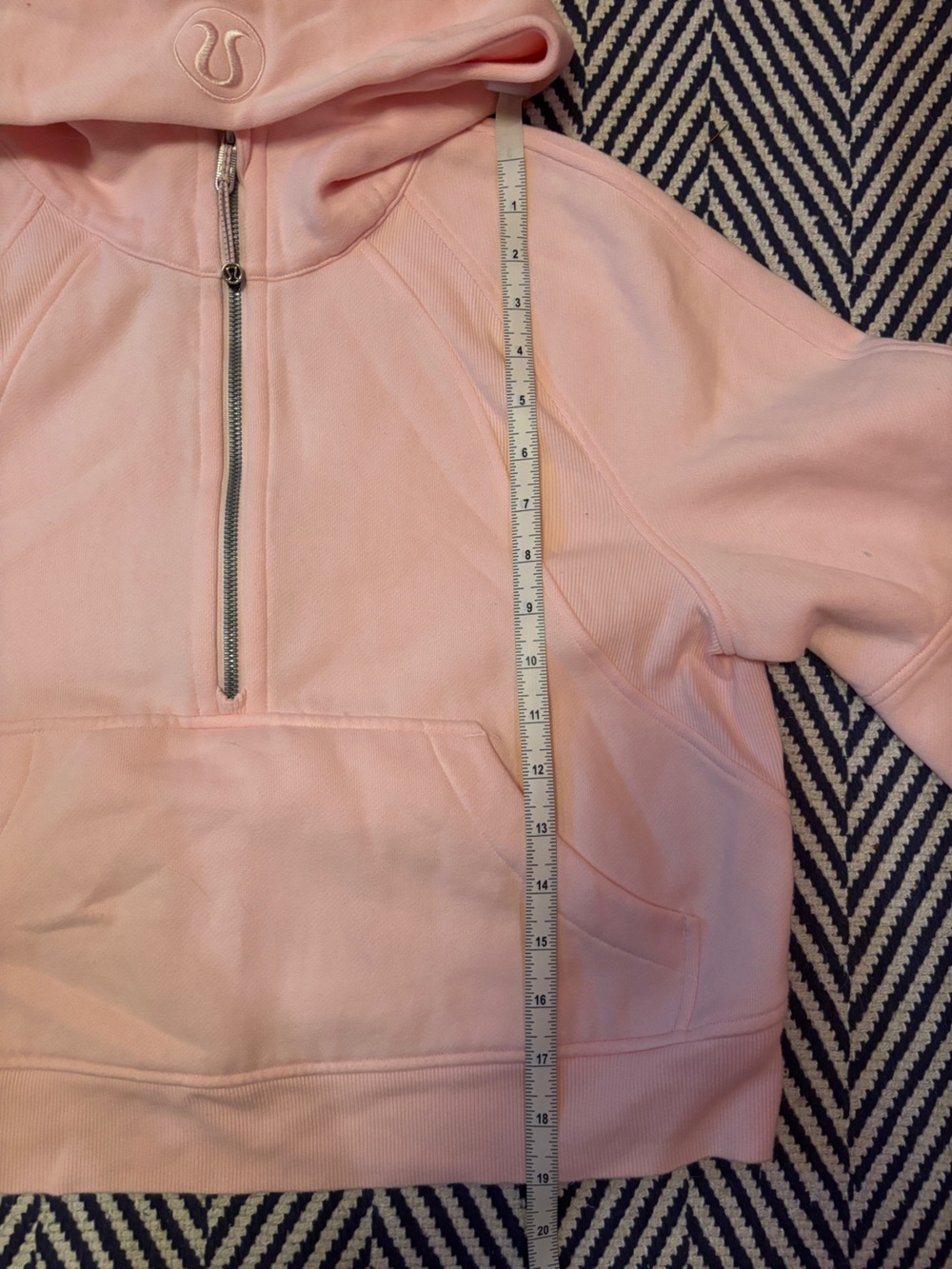 Lululemon Scuba Cropped Light Pink Half-Zip Hoodie - Picture 4 of 6